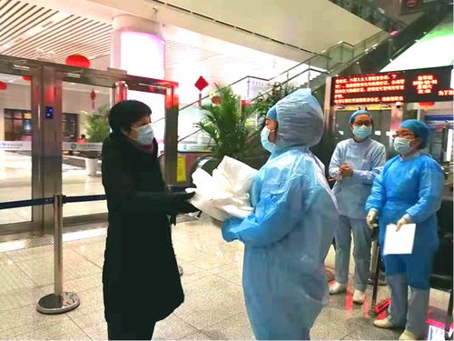 白衣執(zhí)甲守“鐵門”——焦作四院護士的抗疫請纓與防護堅守